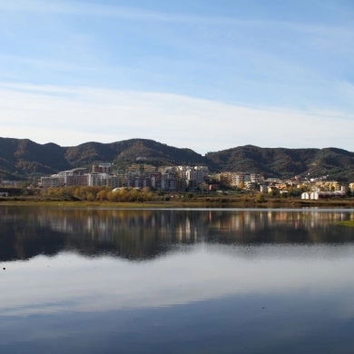 Park of Farka Artificial Lake