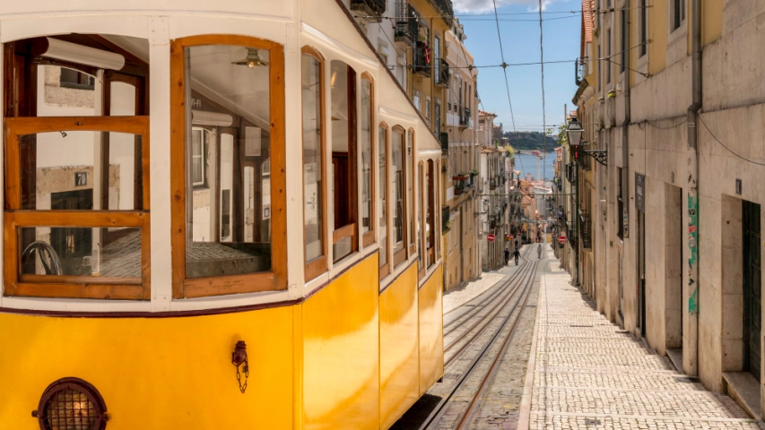 Lisbon for people with reduced mobility